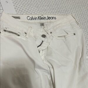 Calvin Klein Women's Skinny Jeans - White